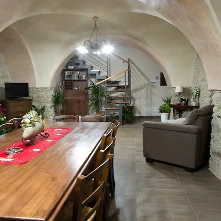 Via Venezia Bed & Breakfast Regalbuto