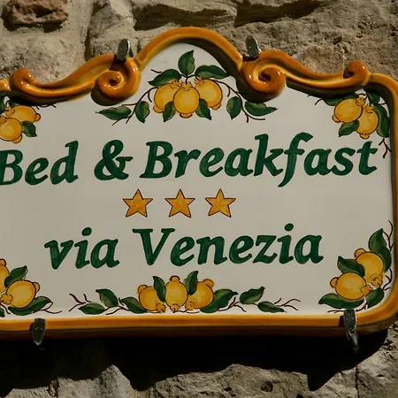 Bed & Breakfast Via Venezia Regalbuto